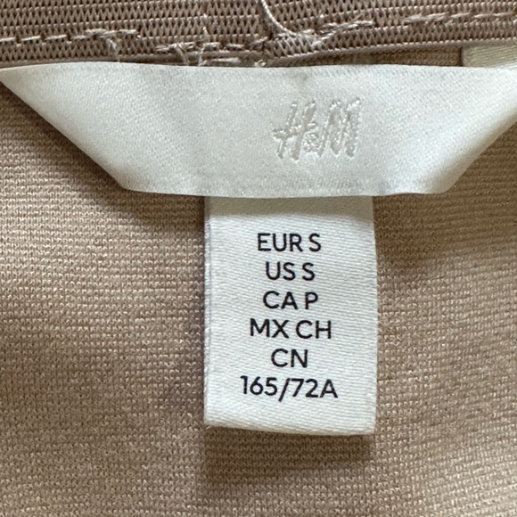 Mini skirt - Picture 3 of 3